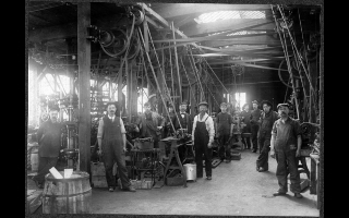 FE Wells shop riddell
